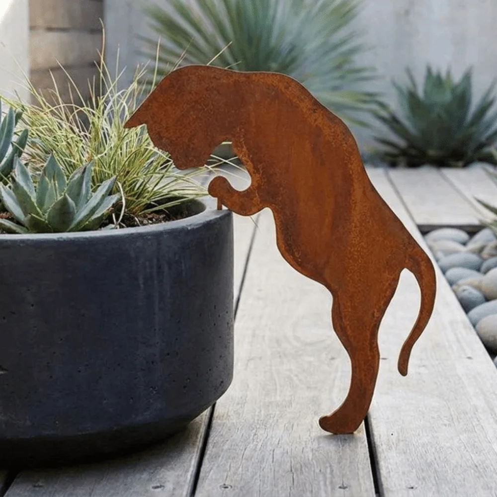

Vintage Metal Dog Garden Statue Rustic Iron Art Dog Pot Hugger Decor Pot-edge Sturdy Base Cat Lawn Ornament Garden Landscaping