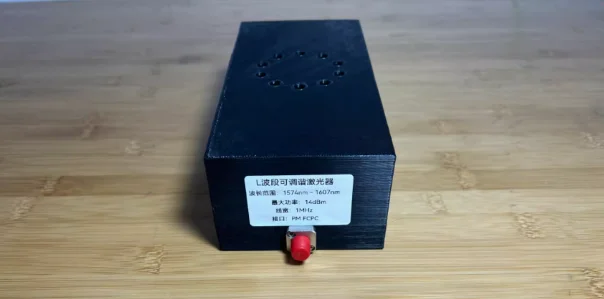 For L-band tunable laser 14dbm 25mW polarization-maintaining output 1573-1607nm communication PD response test