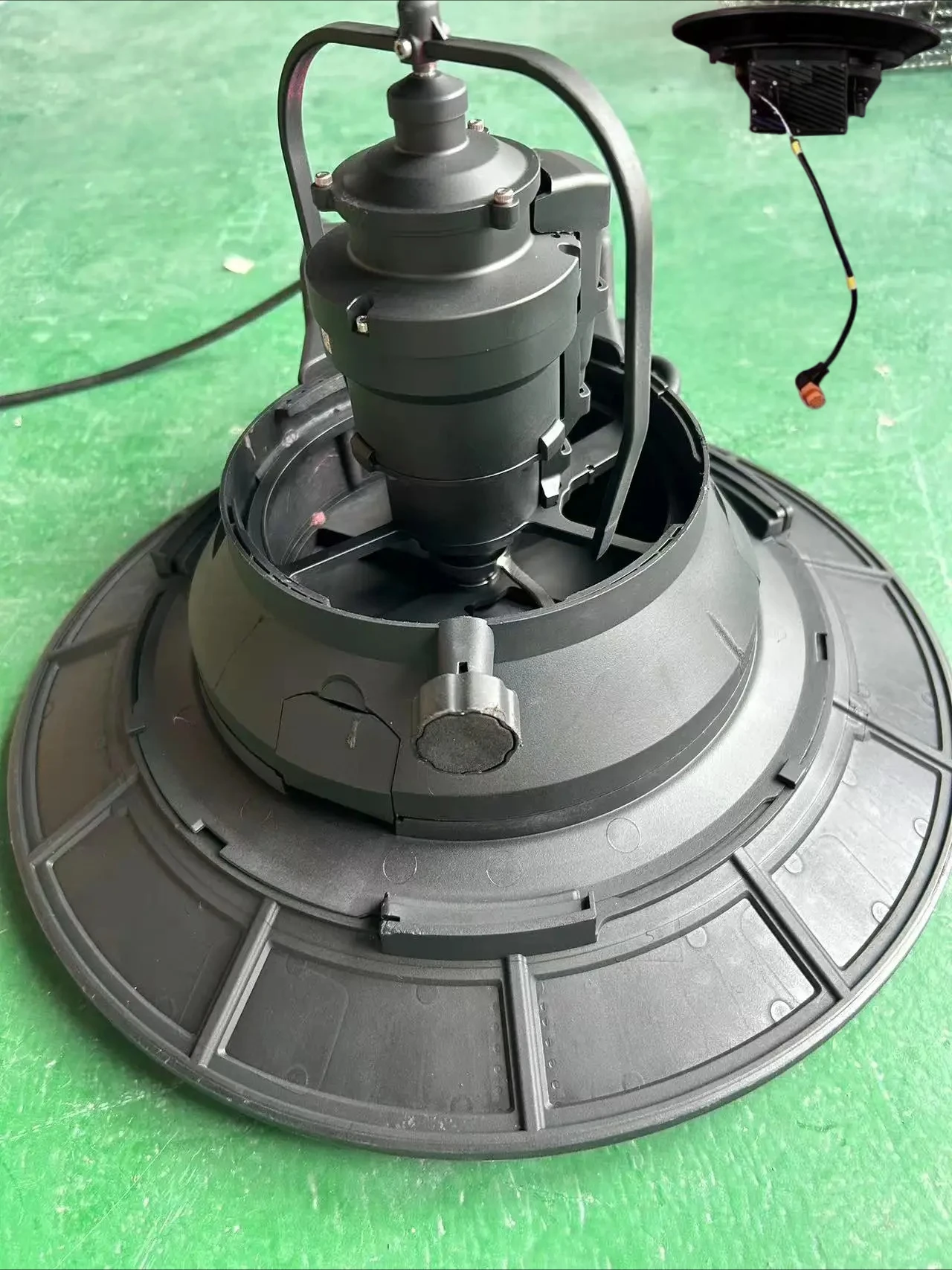 

Original Agras T50 Durable and sturdy used Second-hand spreader For DJI T50 Plant Protection Agriculture Drone