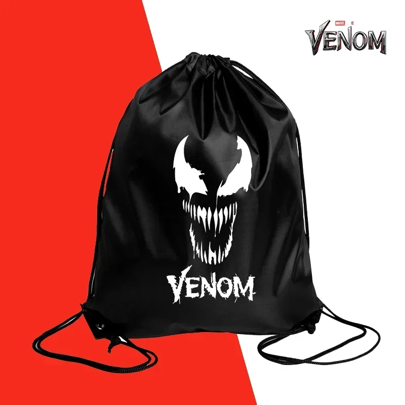 Π‘ΡΠΌΠΊΠ° ΠΈΠ· Π½Π΅ΡΠΊΠ°Π½ΠΎΠ³ΠΎ ΠΌΠ°ΡΠ΅ΡΠΈΠ°Π»Π° Venom Π½Π° ΡΠ½ΡΡΠΊΠ΅ Ρ ΠΌΠΈΠ»ΡΠΌ ΠΌΡΠ»ΡΡΡΡΠ½ΡΠΌ ΠΏΡΠΈΠ½ΡΠΎΠΌ, Π±ΠΎΠ»ΡΡΠ°Ρ Π²ΠΌΠ΅ΡΡΠΈΡΠ΅Π»ΡΠ½Π°Ρ ΡΡΠΌΠΊΠ°, Π²ΠΎΠ΄ΠΎΠ½Π΅ΠΏΡΠΎΠ½ΠΈΡΠ°Π΅ΠΌΡΠΉ ΡΡΠΊΠ·Π°ΠΊ Π΄Π»Ρ ΠΏΠΎΠΊΡΠΏΠΎΠΊ, ΠΊΠΎΠΌΠΏΠ»Π΅ΠΊΡ Π΄Π΅ΡΡΠΊΠΈΡ
ΠΏΠΎΠ΄Π°ΡΠΊΠΎΠ² Π‘ΡΠΌΠΊΠ° ΠΈΠ· Π½Π΅ΡΠΊΠ°Π½ΠΎΠ³ΠΎ ΠΌΠ°ΡΠ΅ΡΠΈΠ°Π»Π° Venom Π½Π° ΡΠ½ΡΡΠΊΠ΅ Ρ ΠΌΠΈΠ»ΡΠΌ ΠΌΡΠ»ΡΡΡΡΠ½ΡΠΌ ΠΏΡΠΈΠ½ΡΠΎΠΌ, Π±ΠΎΠ»ΡΡΠ°Ρ Π²ΠΌΠ΅ΡΡΠΈΡΠ΅Π»ΡΠ½Π°Ρ ΡΡΠΌΠΊΠ°, Π²ΠΎΠ΄ΠΎΠ½Π΅ΠΏΡΠΎΠ½ΠΈΡΠ°Π΅ΠΌΡΠΉ ΡΡΠΊΠ·Π°ΠΊ Π΄Π»Ρ ΠΏΠΎΠΊΡΠΏΠΎΠΊ, ΠΊΠΎΠΌΠΏΠ»Π΅ΠΊΡ Π΄Π΅ΡΡΠΊΠΈΡ
ΠΏΠΎΠ΄Π°ΡΠΊΠΎΠ²