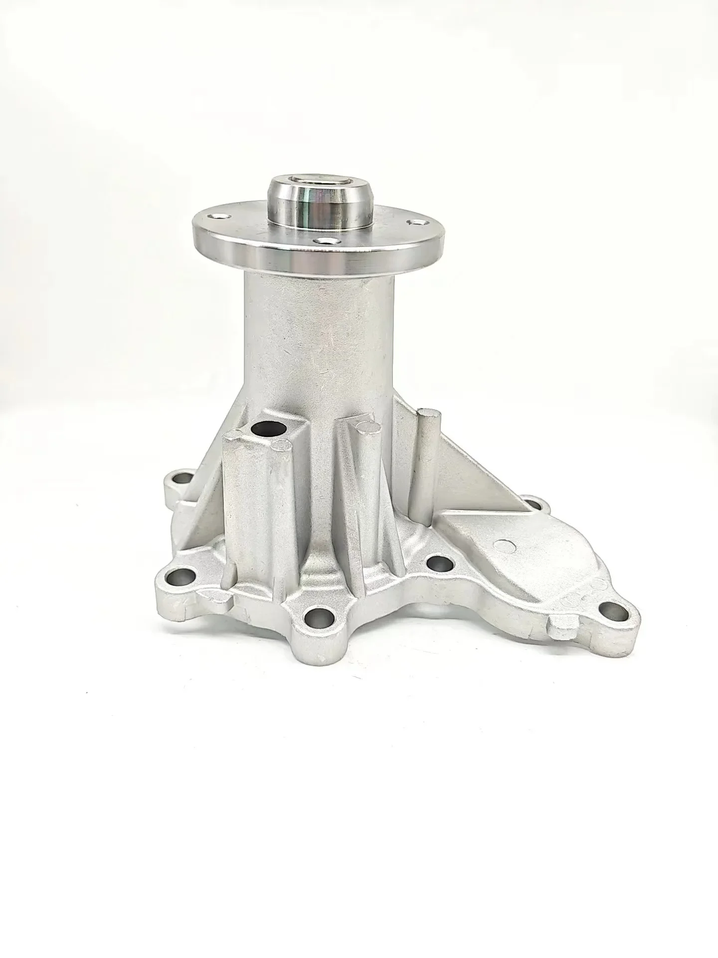 

21010VK525 B1010VK525 water pump Ni-Sang SD22 Water Pump