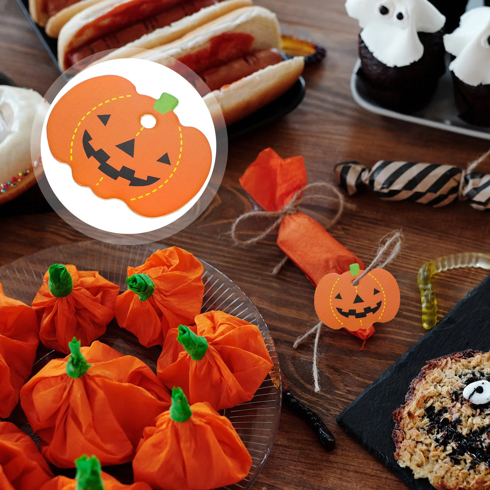 100pcs Halloween Pumpkin Hanging Tags for Candy Cookies Gifts – Decorative Paper Labels for Party Package Decoration