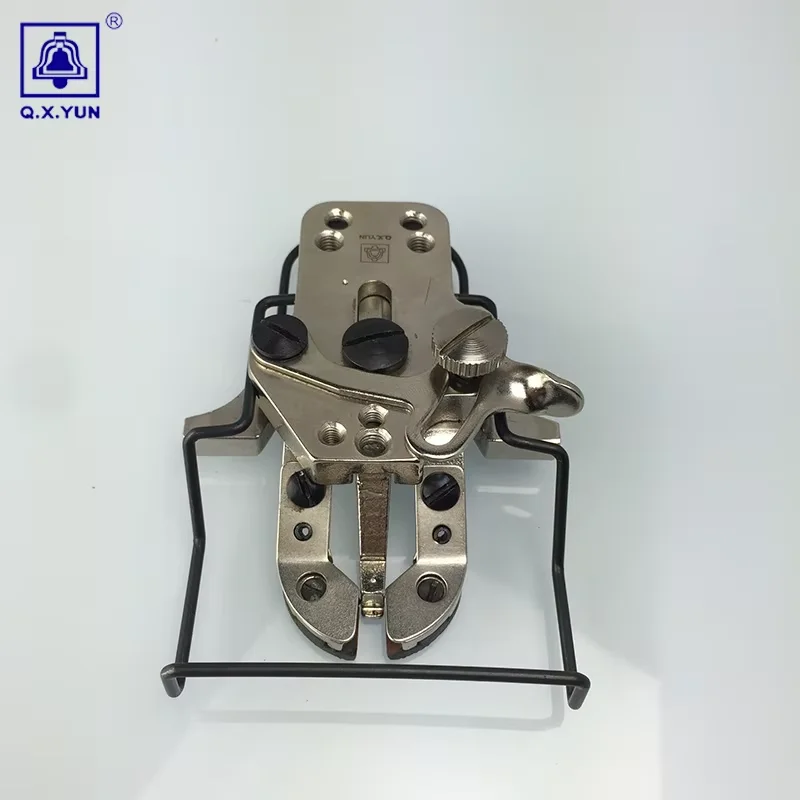 أحدث الموديلات Q.X.YUN آلة تعزيز معالجة، 1903 أجزاء ماكينة خياطة تجميع المشبك الأزرار المفاجئة 141-46302