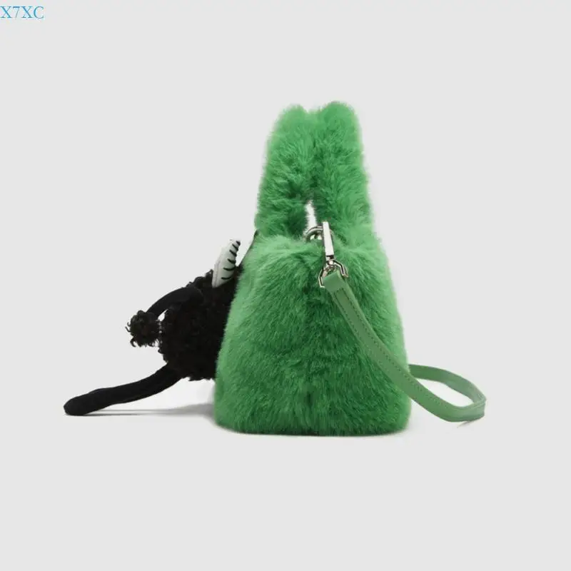 

X7XC Plush Crossbody Bag with Removable Shoulder Strap Plush Crossbody Purse Handbag Plush Clutch Purse for Autumn Winter