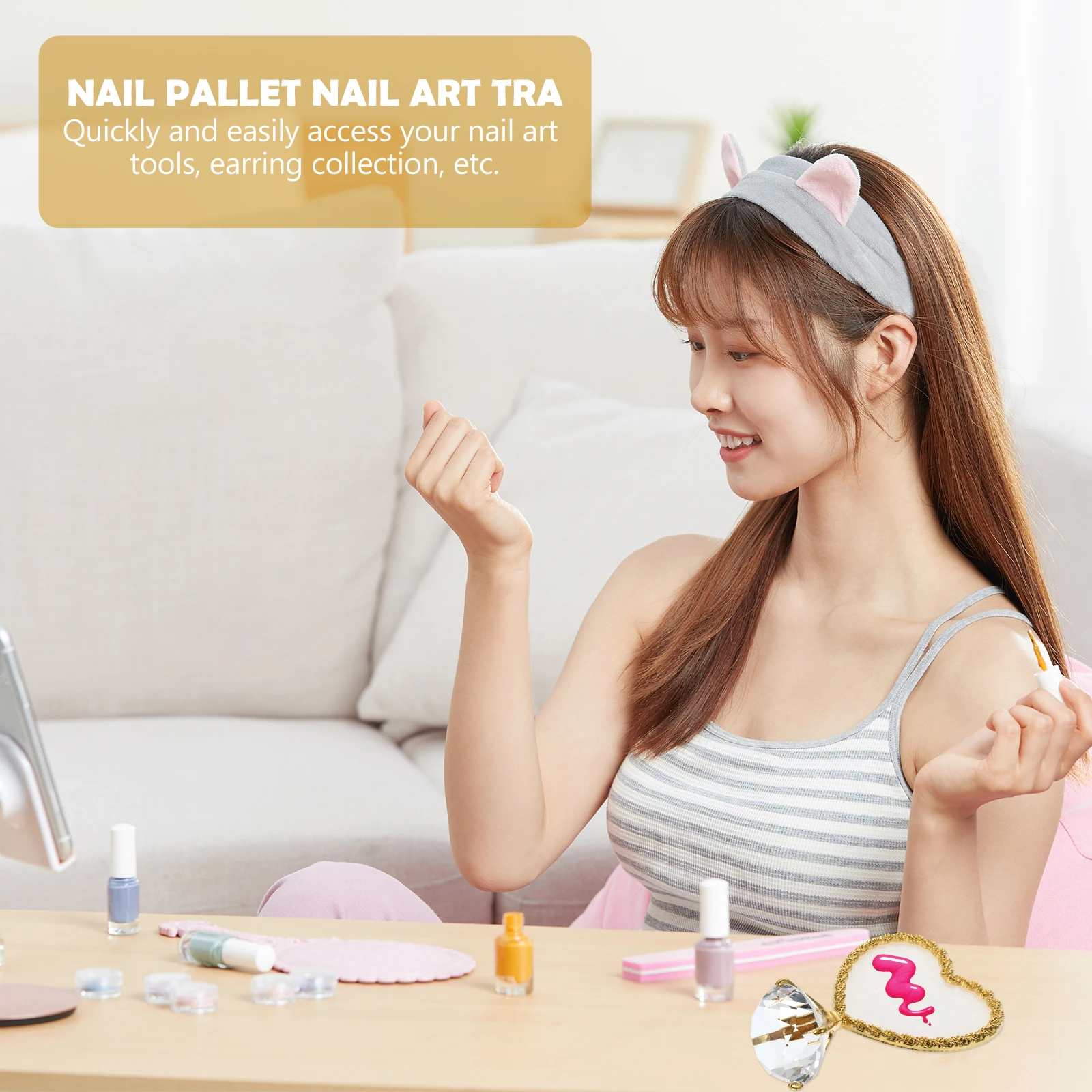 

Elegant Nail Art Pallet Gold Trim Heart Shape White Tray Earring Jewelry Holder Mixing Plate Nail Polish Tool For Home