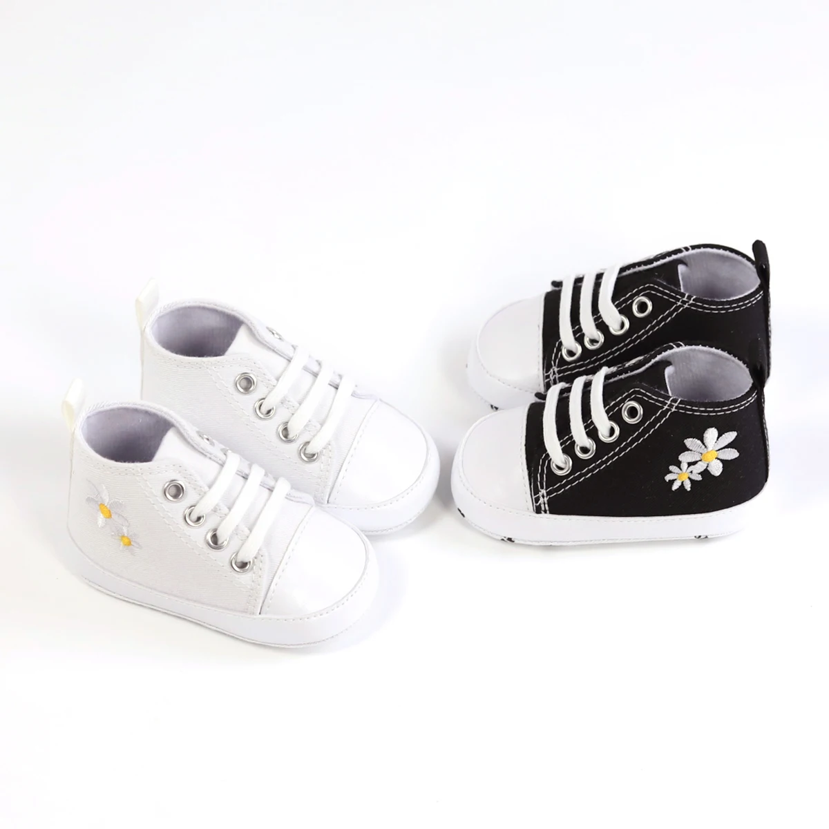 Trendy Cute Embroidered Daisy Sneakers For Baby Girls, Lightweight Non Slip Shoes For Indoor Outdoor Walking, All Seasons