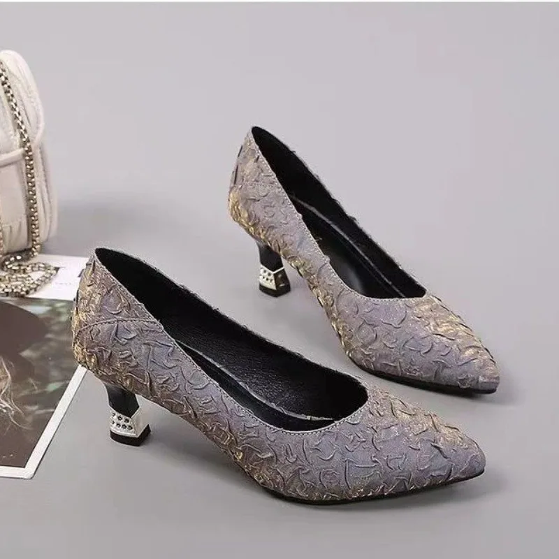 Sapatos Femininas, женские европейские элегантные фиолетовые туфли на шпильке для пикантных вечеринок, ночных клубов, женские классические бежевые туфли-лодочки Sapatos Femininas, женские европейские элегантные фиолетовые туфли на шпильке для пикантных вечеринок, ночных клубов, женские классические бежевые туфли-лодочки