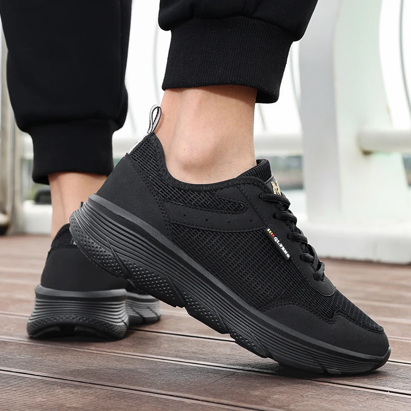 Zapatos deportivos informales para hombre, zapatillas ligeras, zapatillas blancas de malla transpirable para exteriores, zapatillas para correr negras, zapatillas deportivas para correr y tenis, entrenador para hombre