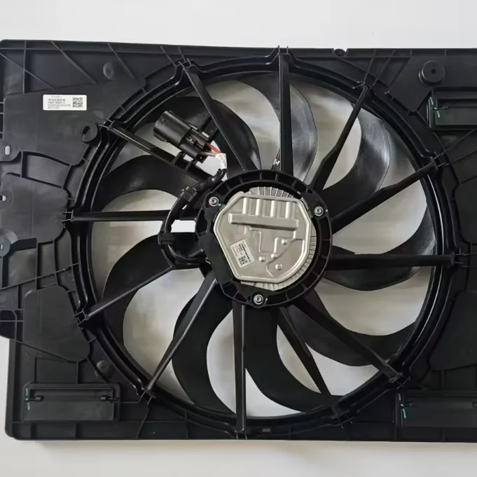 المعدات الأصلية للمروحة (OE8892868422) متوافقة مع مشعاع قطع غيار السيارات 12 فولت و24 فولت L KX11