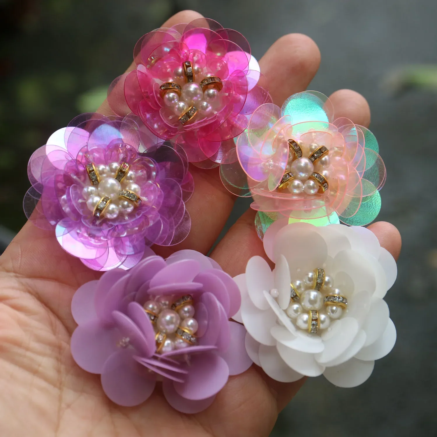 markii 10pc/lot naszycie kwiat zroszony naszywki na odzież DIY rhinestone cekiny przyszyć patch haftowane aplikacje parche ropa — zdjęcie 5