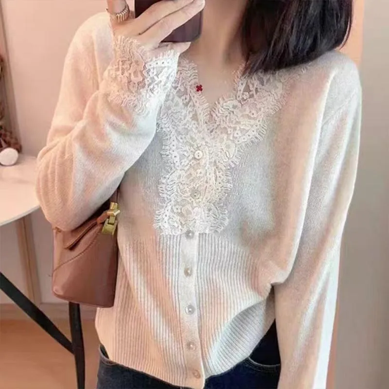 

Women Clothing Wool Knit Lace Patchwork Sweaters Autumn Winter New Casual All-match Loose V-neck Pullovers Lady Chic Elegant Top