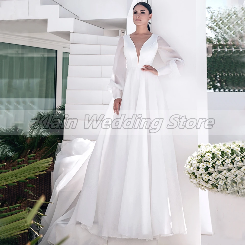 Personalizzato Weilinsha Bianco Semplice A-Line maniche lunghe Abiti da sposa in chiffon Scollo a V Corsetto Corte dei treni Lace Up Back Bridalde