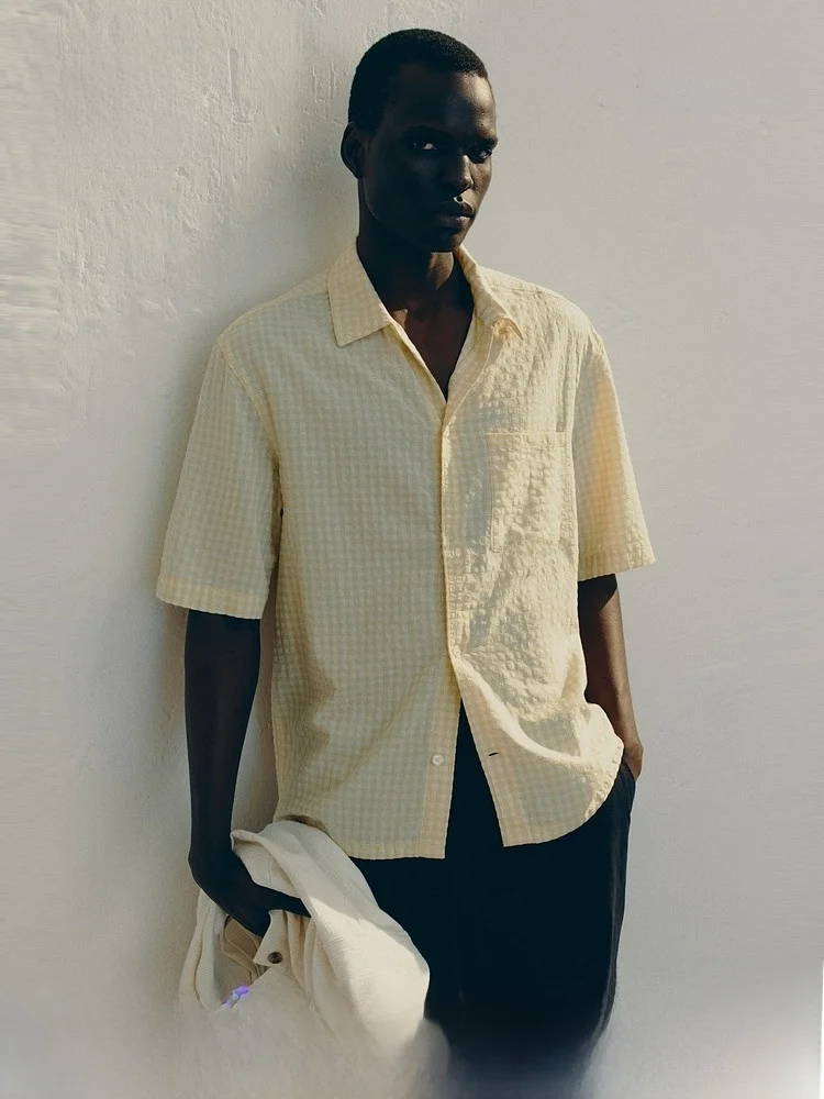 

H&M Men's Stand Fit ort Sve irt 28248 Spring Collection Comfortable Cotton Viscose Blend Regular Length Open Card...