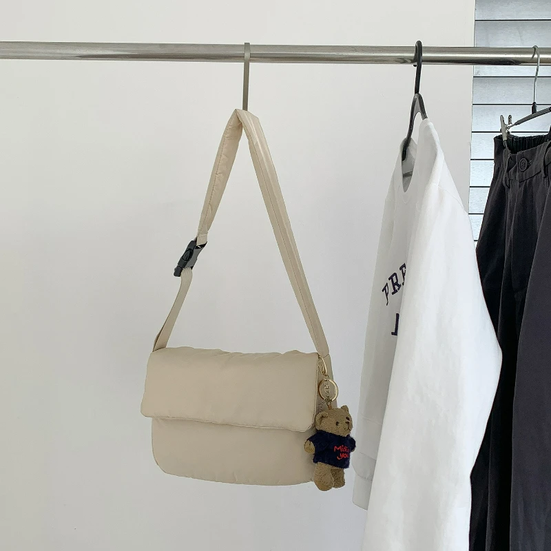 

New Japanese Korean Style Ins Nylon Shoulder Bag Women Lightweight Large Capacity Crossbody Bag Texture Versatile Storage Bags