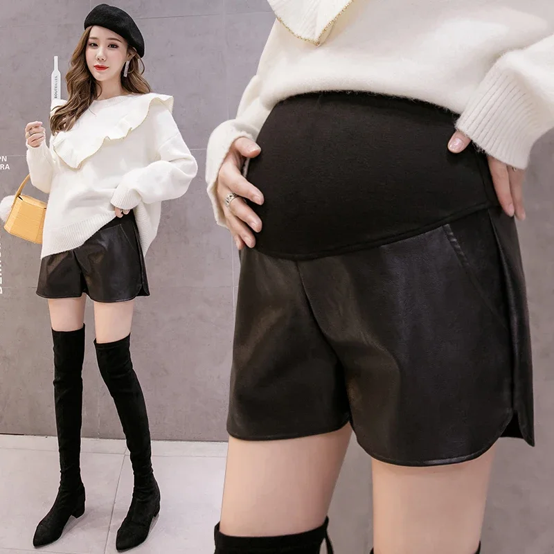 

Cotton's Belly Patchwork PU Leather Shorts For Pregnant Women Fashionable Wide-legged Short Pants Maternity Side Split Trousers