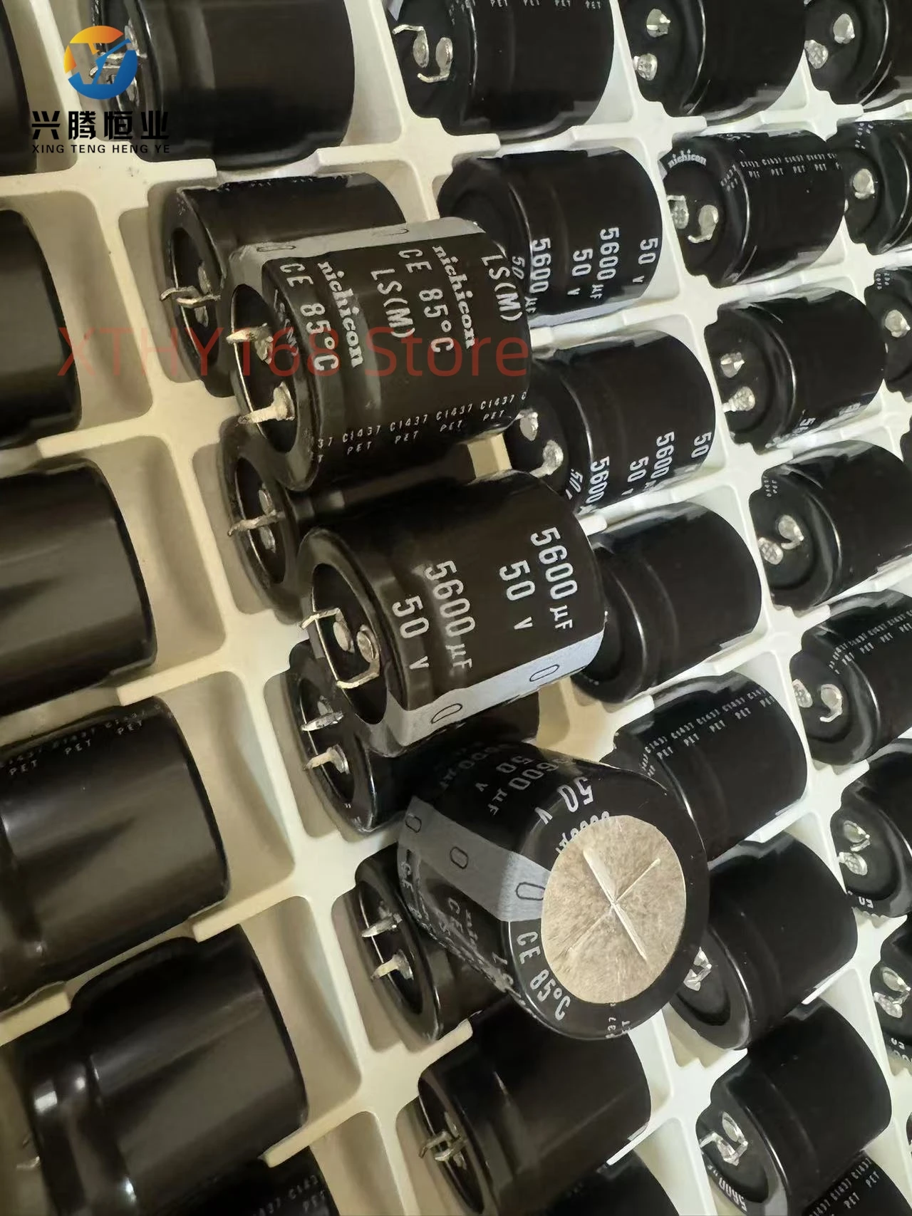 5600 فائق التوهج 50 فولت Nichicon LS 30x30 مللي متر 50V5600uF المفاجئة في PSU مكثف