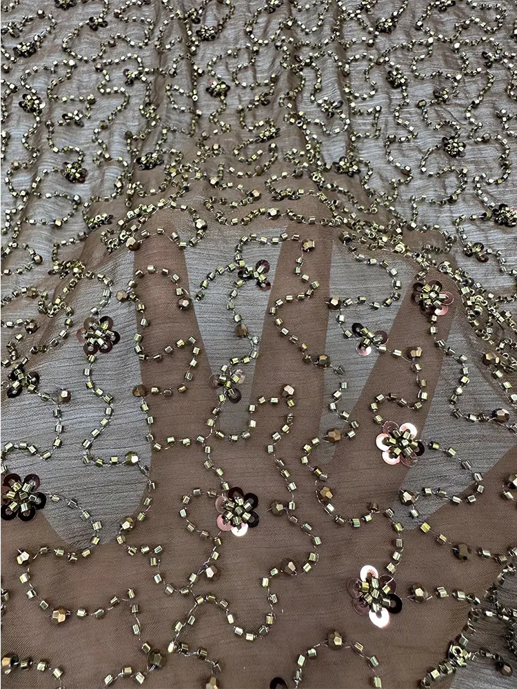 

Новая высококачественная шифоновая ткань с бисером, пайетками и вышивкой для сценических платьев и профессионального дизайна.