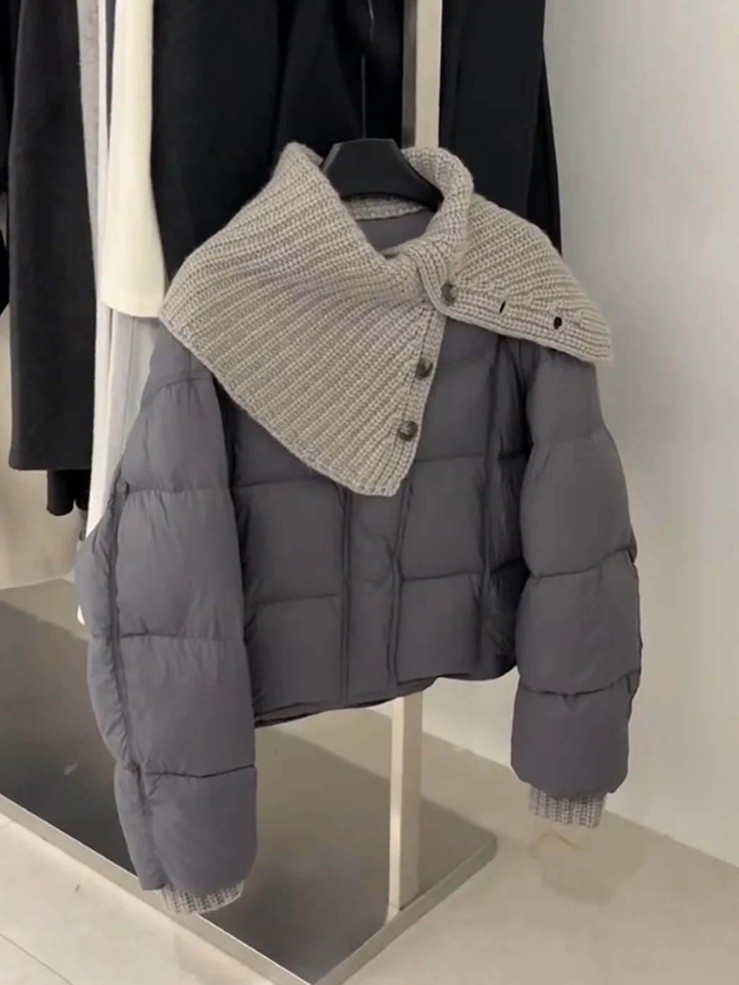 

Серое вязаное утепленное свободное пальто для женщин, модное зимнее пальто в корейском стиле, с длинными рукавами, стандартной длины, цветное