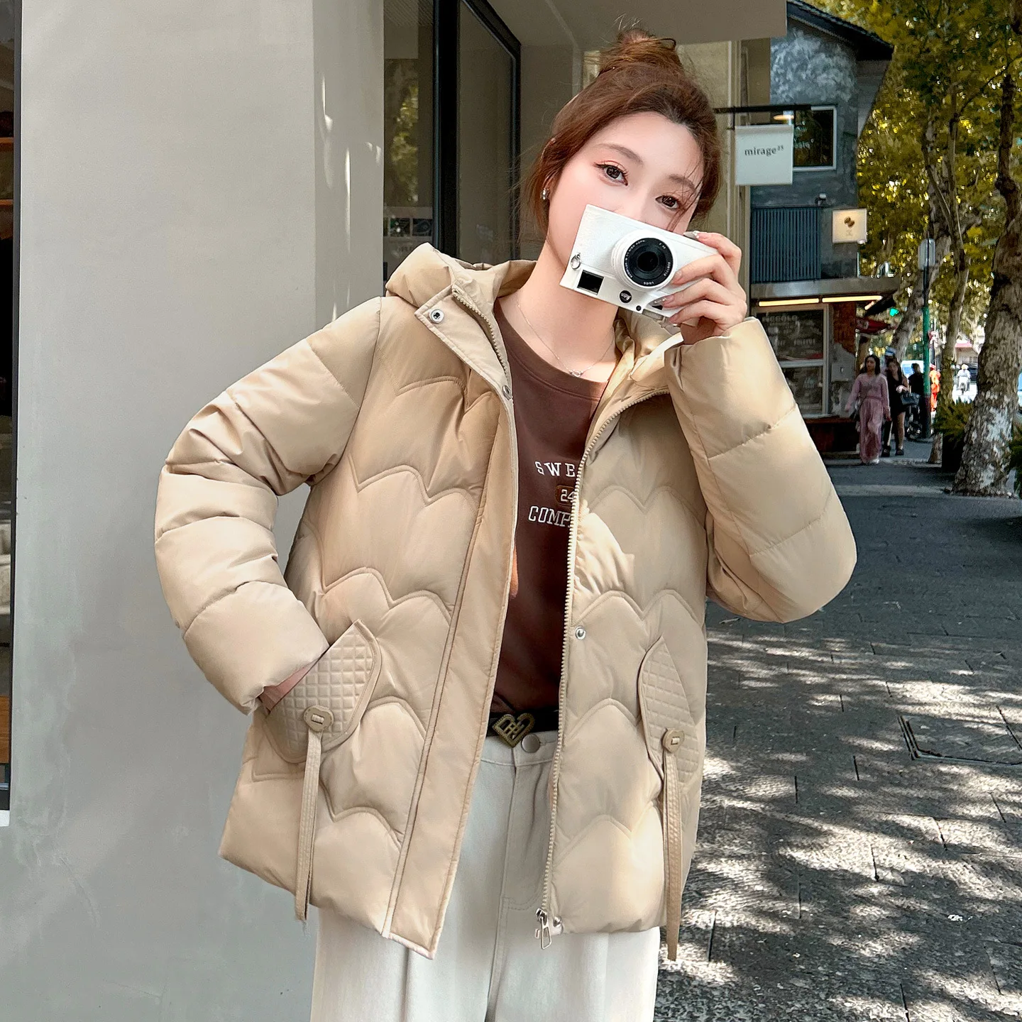 

2025 New Women's Winter Padded Coat Hooded Windproof Thermal Jacket Loose Thick Warm Fashion Parka with Pockets