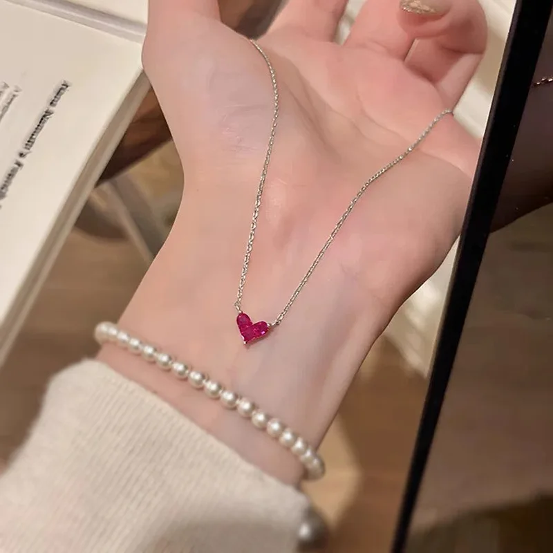 New 100% S925 Silver Mini Peach Heart Necklace, Clavicle Chain, Versatile Style, Light Luxury, High End Wedding Jewelry