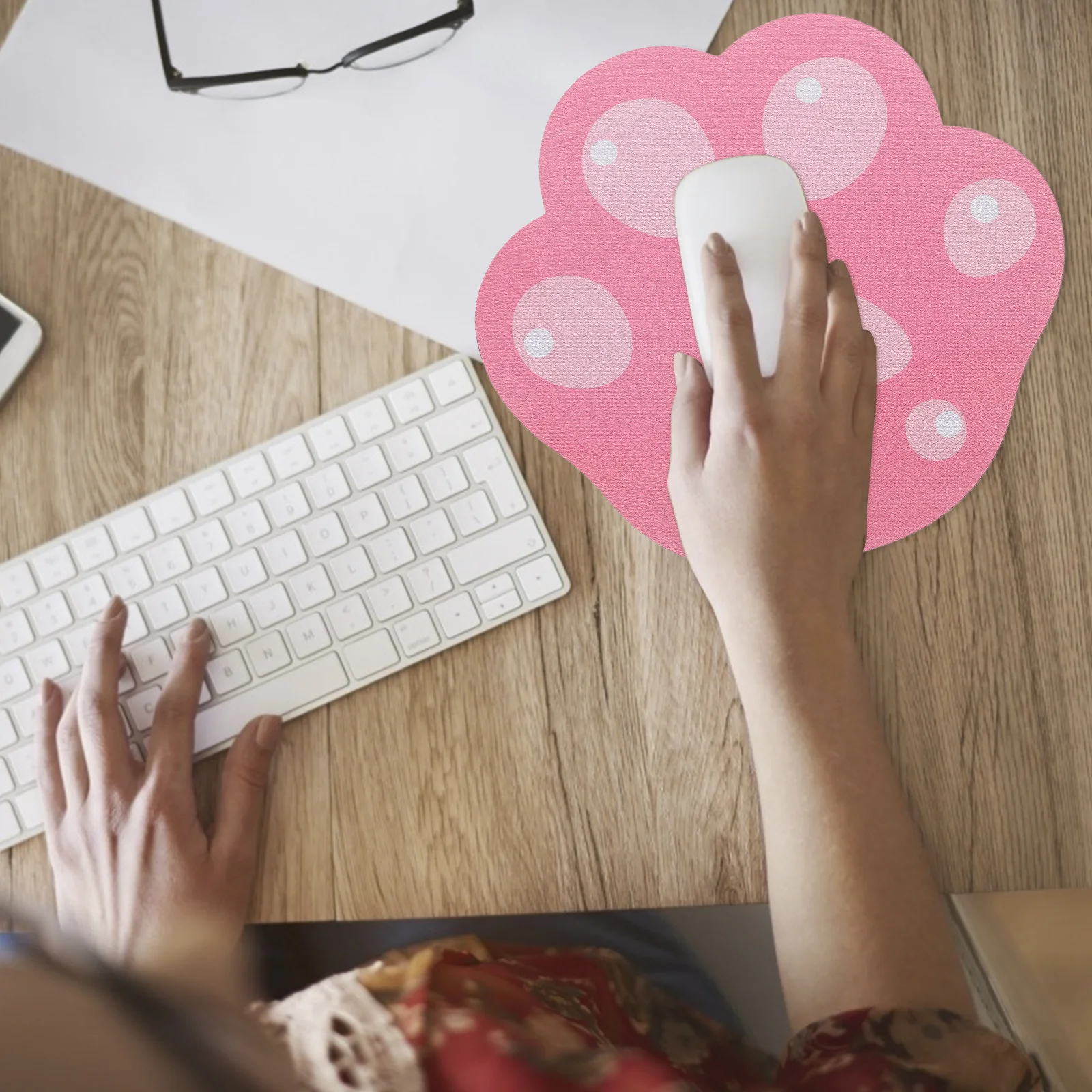 لوحة ماوس على شكل مخلب قطة بتصميم مخلب كرتوني، قاعدة مطاطية غير قابلة للانزلاق، حصيرة ماوس خفيفة الوزن للاستخدام في المكتب والمنزل والدراسة والكمبيوتر المحمول