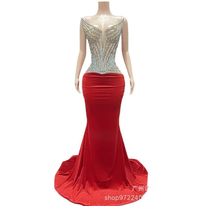 High-end Red Velvet Temperament Hip-wrapped Dress Company Annual Meeting Host Dress Birthday Light Luxury Dress Vestidos De Gala