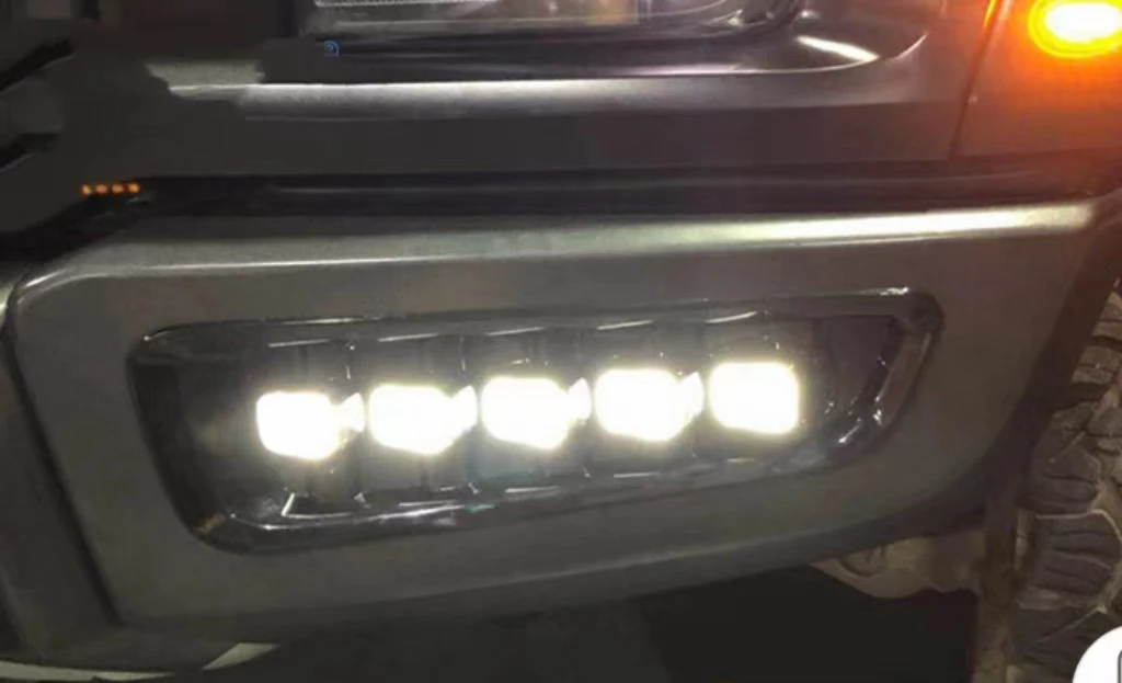 Geeignet für hochwertige LED-Tagfahrlichter, Tageslicht-Nebelscheinwerfer-Abdeckung, Scheinwerferteile