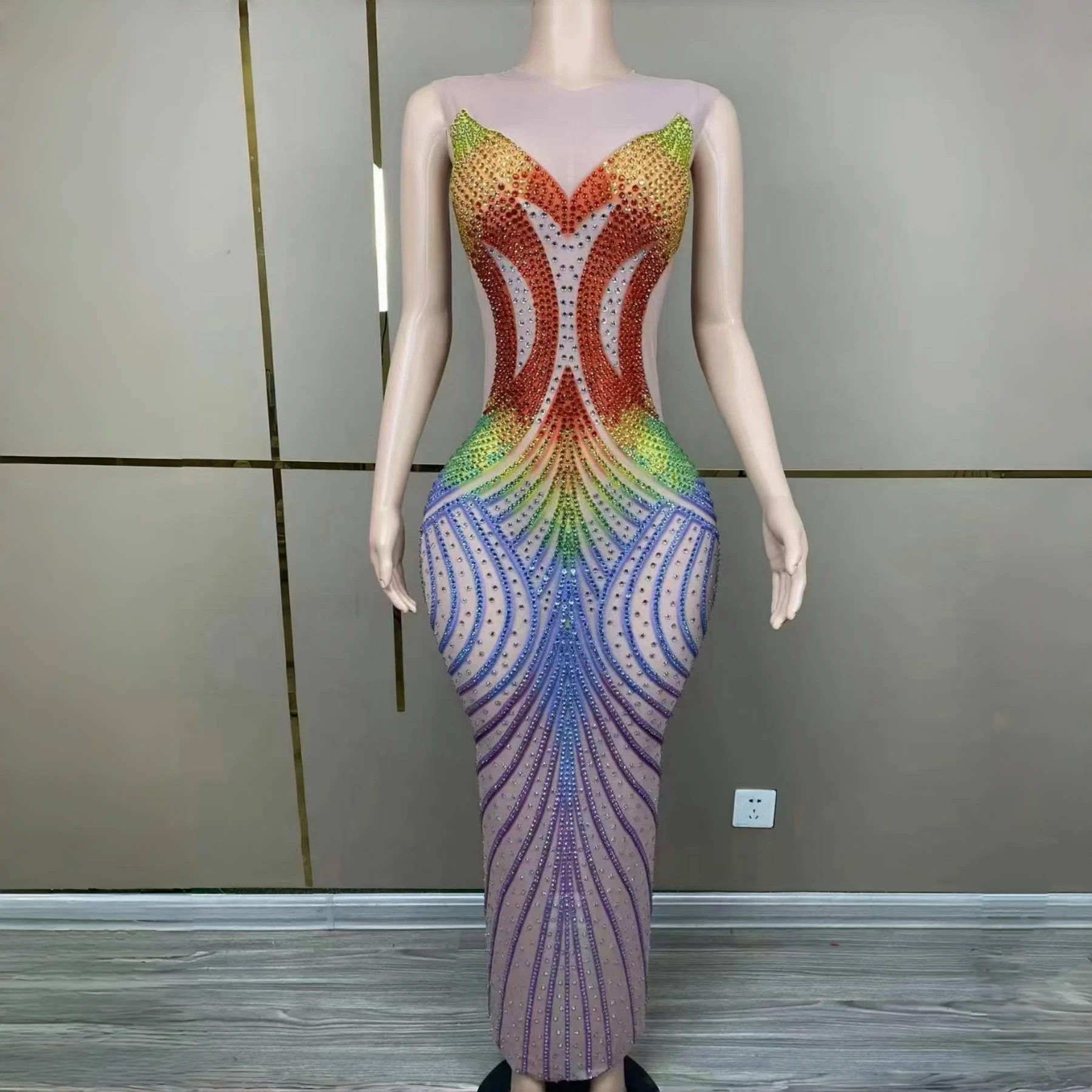 

Sexy Sheer Mesh Sparkly Crystals Evening Gown Women High-end Trendy Sleeveless Long Dresses Club Birthday Party Photo Shoot Wear