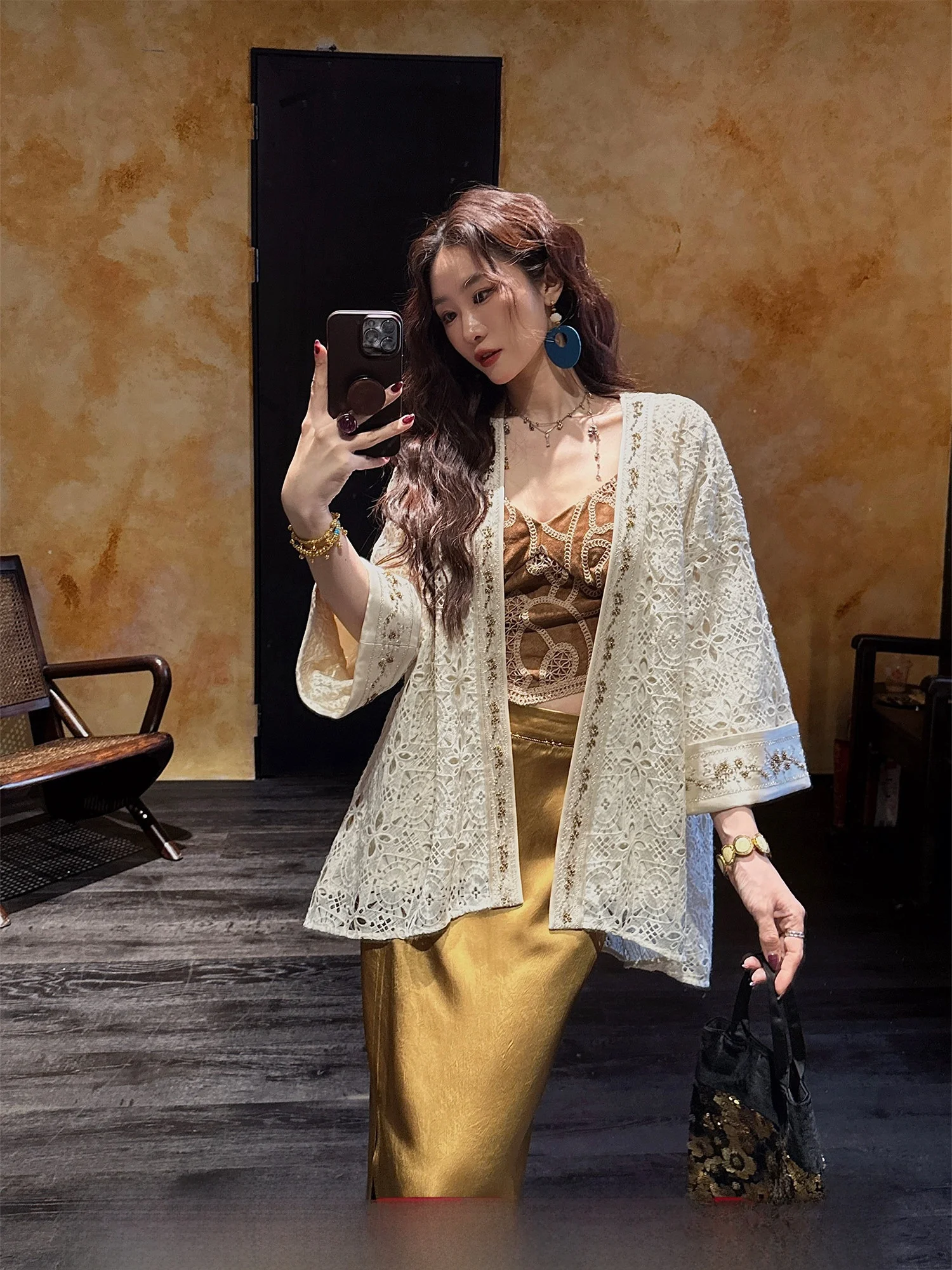 

Женская кружевная куртка Sanji Bla Flower для ранней осени, свободного кроя, из полиэстера, с V-образным вырезом, длинными рукавами, модная