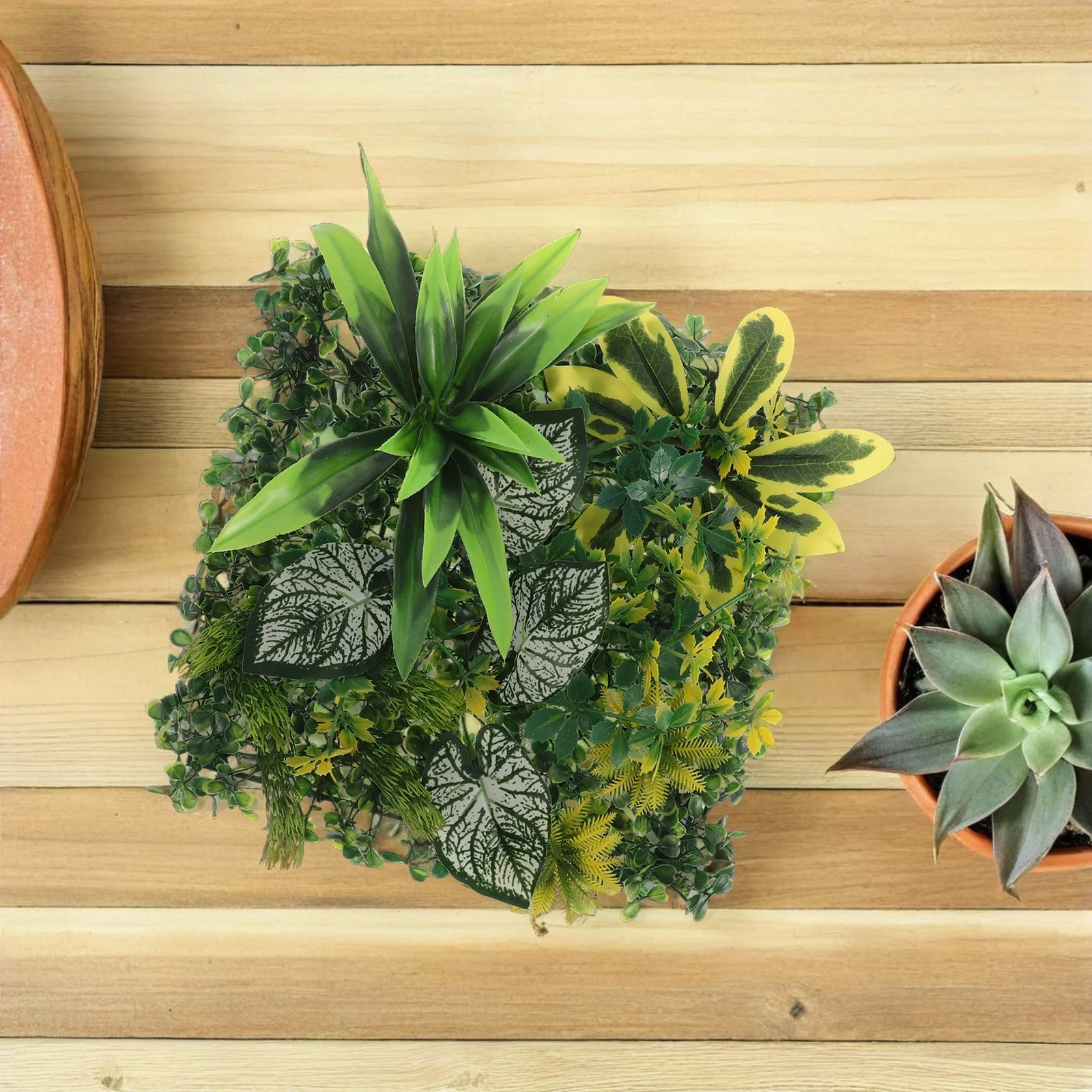 

2Pcs 30x30cm Faux Greenery Panels High Realism Sunlight Resistant for Indoor Outdoor Decor Privacy Screens Green Wall Decor