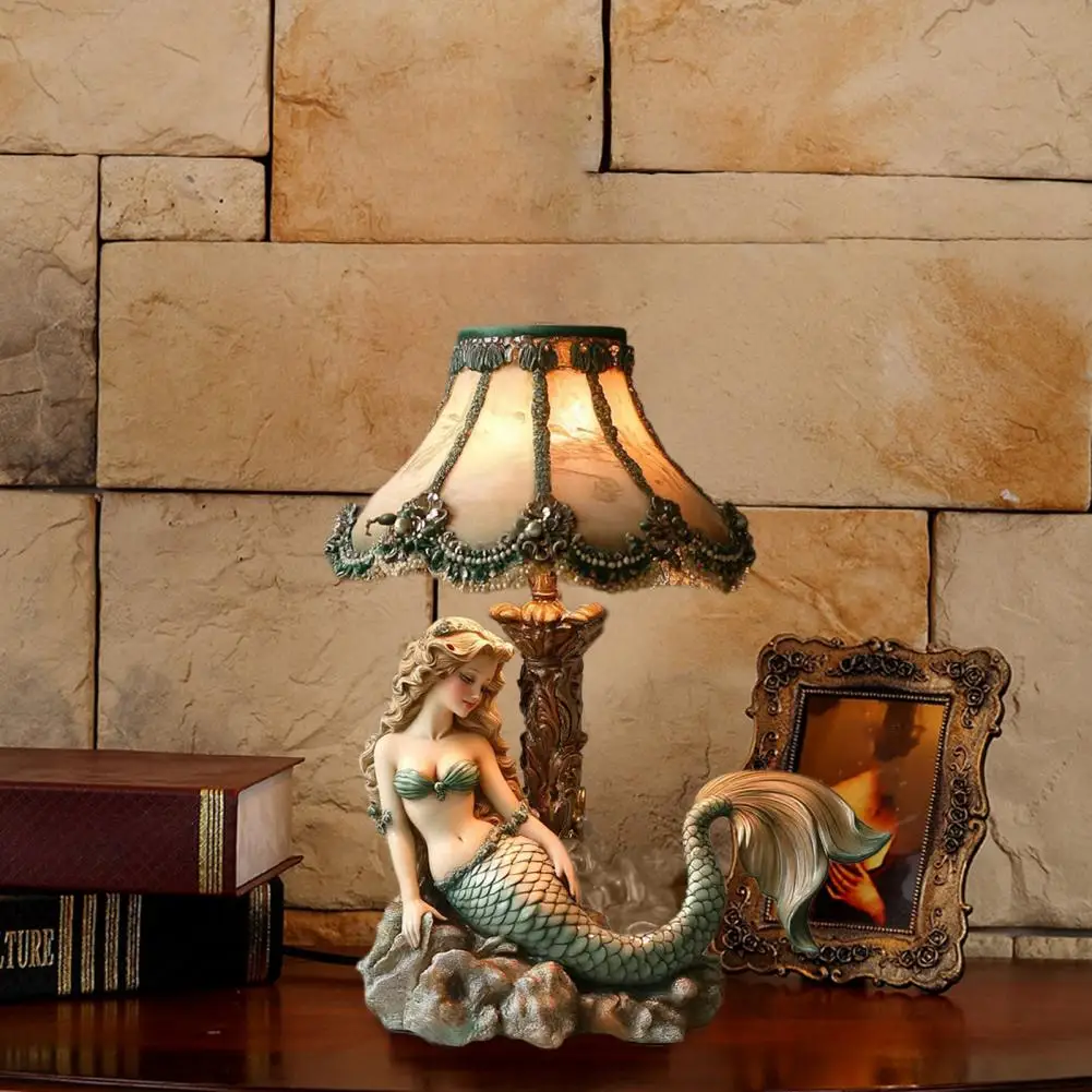 

Ручная роспись смолы Русалка Настольная лампа с USB-портом Декор 3D Русалка Ночная тумбочка Эстетическая русалка для спальни