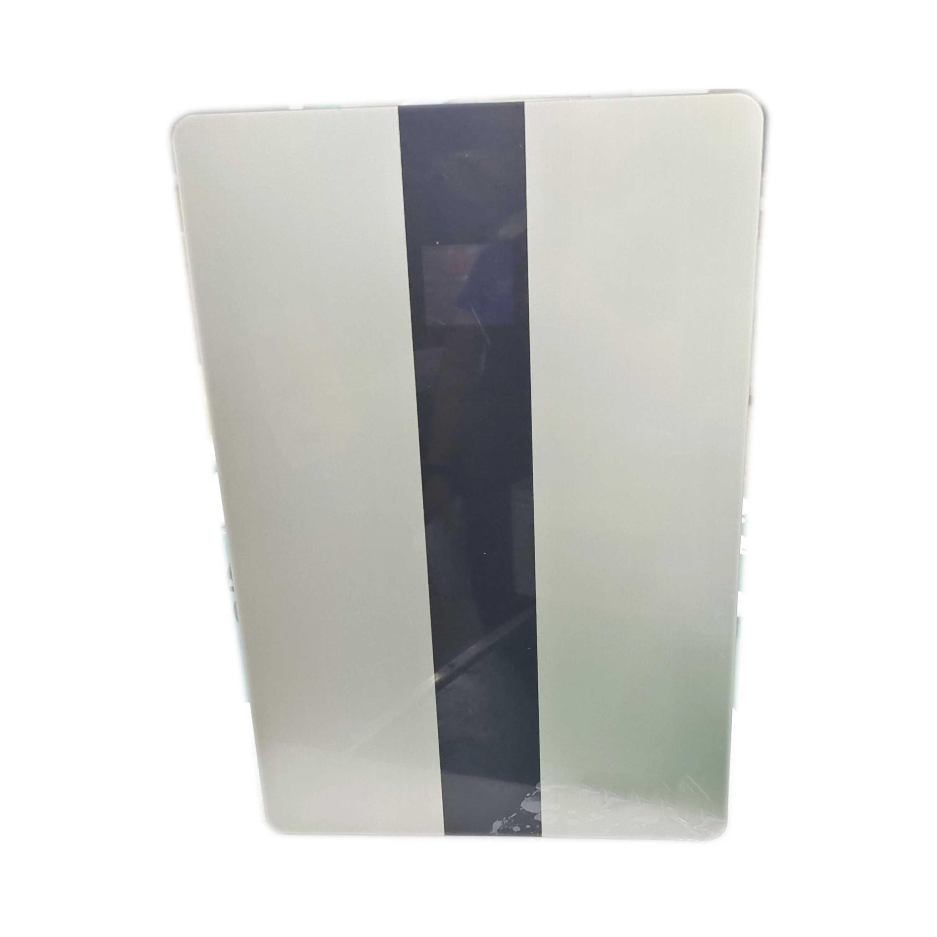 Sistema di ventilazione ERV a pressione micro positiva con ventilazione a recupero energetico montato a parete a basso rumore con WIFI