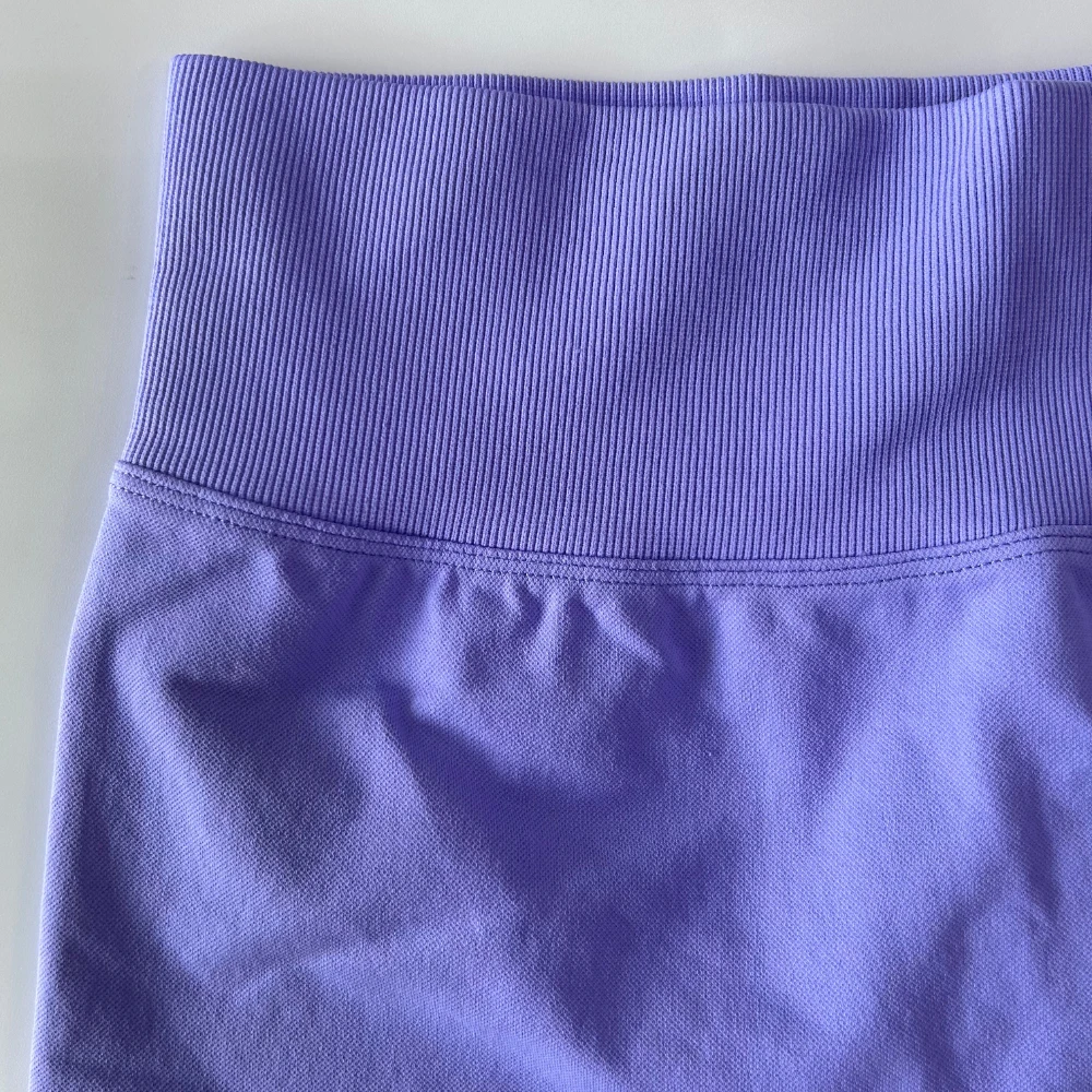 Pericic 4,5" Beinlänge Yoga-Shorts für Damen, gerippt, hohe Taille, Sportshorts, hochelastische Trainingskleidung, nahtlose Gym-Shorts – Detail 13