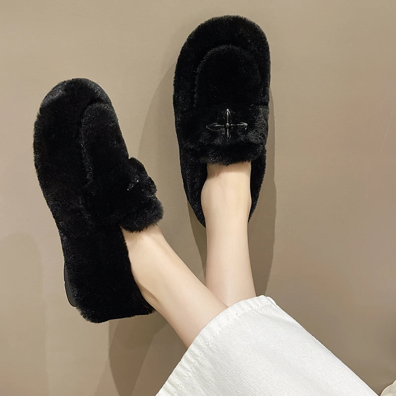 Woolly shoes female autumn and winter wear real fur hundred network red plus cashmere lazy bean flat women\'s shoes