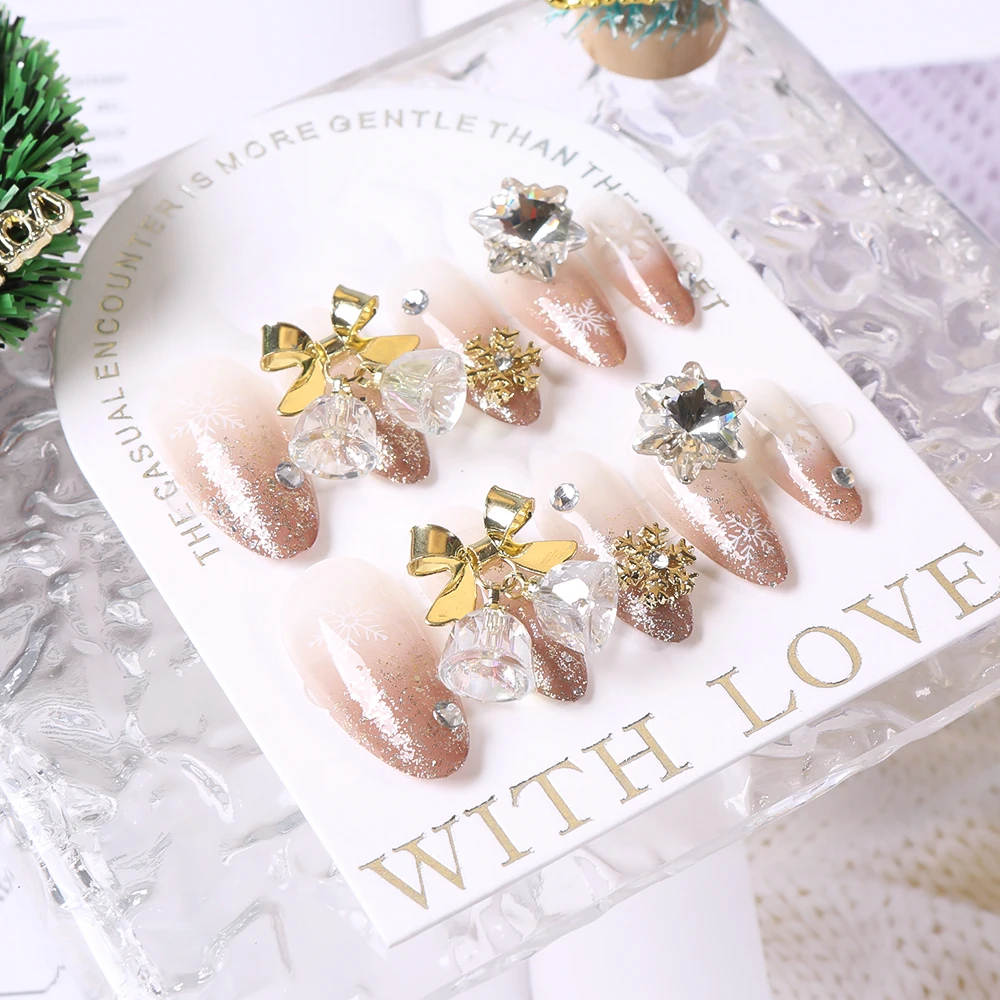 24 個ゴールドスノーフレークベルプレス爪グリッターパウダー冬クリスマスラインストーン偽ネイルチャーム偽ネイルアートマニキュア * &