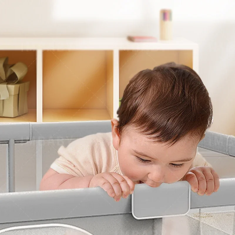 IMBABY Parque infantil para bebés Corralito gris claro para patio de juegos para bebés con anillo de tracción Barrera de seguridad para niños valla caja de bolas parque infantil