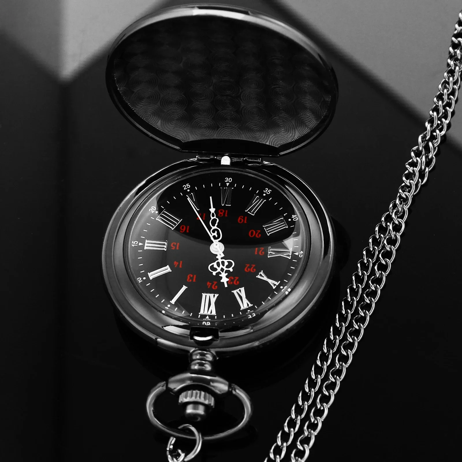 To My Grandson Quartz Pocket Watch Retro Pendant Necklace Best Gift for Grandson Souvenir Vintage Exquisite Birthday Pocketwatch