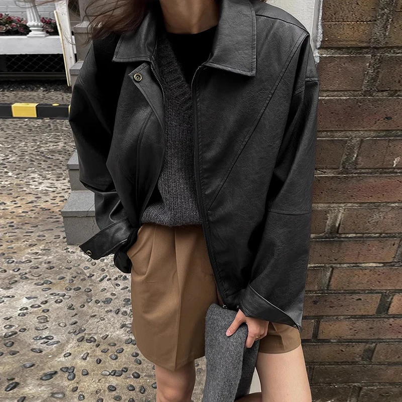 سترة جلدية أنيقة بتصميم عتيق مع سحاب وأكمام طويلة وياقة مقلوبة، ملابس للدراجات النارية، سترة خارجية قصيرة للنساء في فصل الخريف