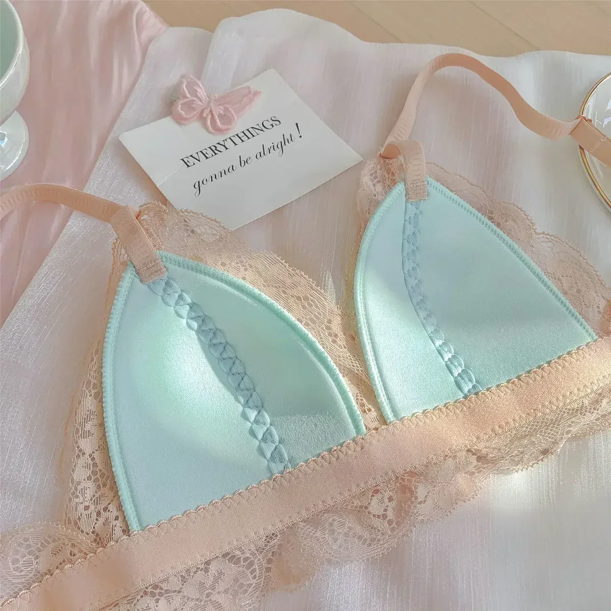 Japanese-style Pure Sensual Lace-trimmed Lingerie for Women, A Thin and Sexy Summer Bra Without Underwire image 5