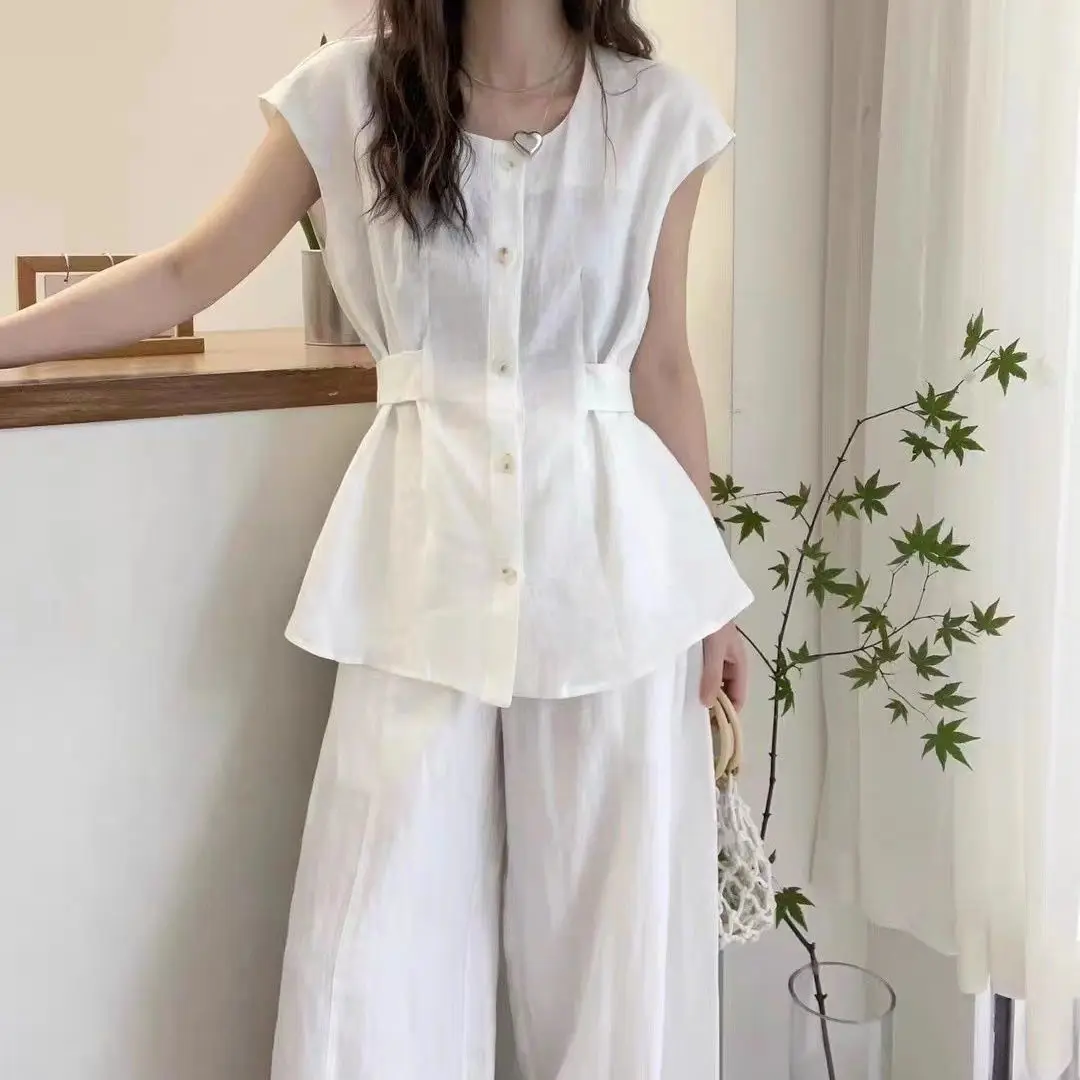 

2024 Summer New Fashion Design Temperament Single-breasted Solid Color Versatile Simple Style Side Button Waist Shirts Female