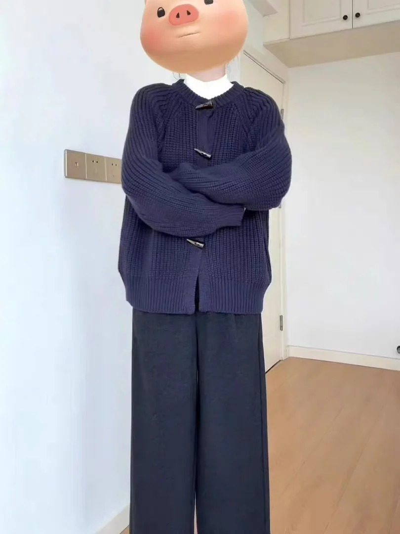 معطف سترة نسائي محبوك فضفاض مع أزرار على شكل قرن في سترة كاجوال كاجوال للخريف والشتاء باللون الأزرق