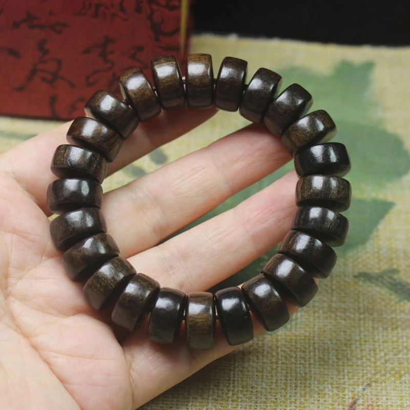 

Cheng Guibao agarwood wheel beads Buddhist prayer beads bracelet, personalized simple hand accessory, unisex cultural gift, pray
