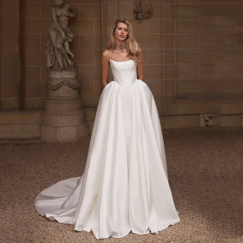 

Eightree Princess A-Line Wedding Dresses Strapless Sleeveless Sweep Train Bridal Dress Formal Wedding Ball Prom Gowns Customized