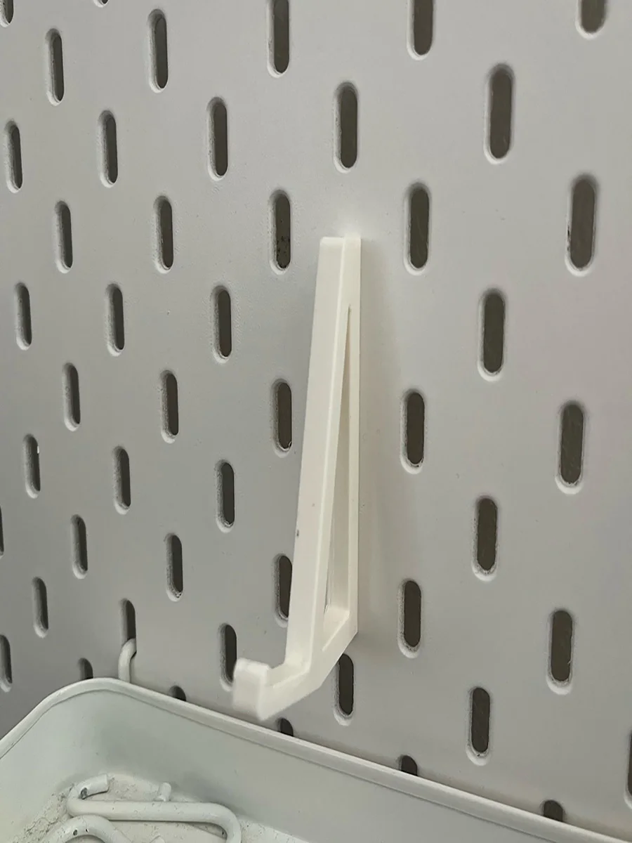 2 Stück Perforierte Tafel-Tastaturhalterung Multifunktionaler Kopfhörer-Haken Heim-Tastatur-Aufbewahrungsregal aus Perforierter Tafel – Detail 1