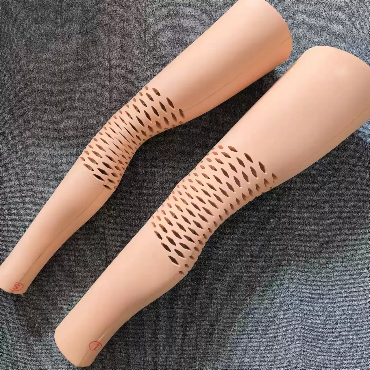 Prosthetic Leg Cosmetic Foam Cover  Thigh Foam Padding Waterproof for Above Knee Prosthesis Artificial Limbs S M L Sizes