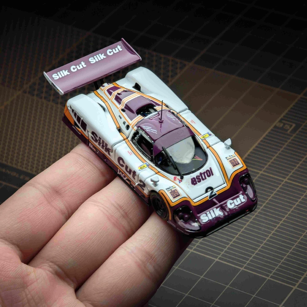 Pre-sale TSD 1:64 1988 XJR-9 Le Mans Winner Silk Cut Diecast Alloy Car Miniature Model Limited Collection Toy Vehicle Models view 5