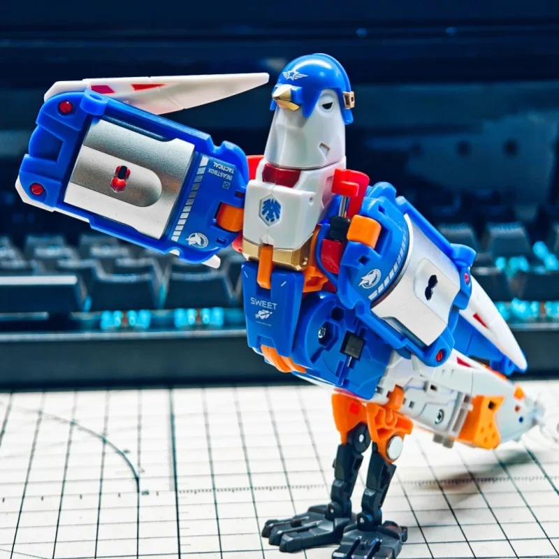 

Toys Beast Box Love Gun Transformation Toy And Peace Bird Mobile Model Mech Trendy Handmade Decoration Holiday Surprise Gift