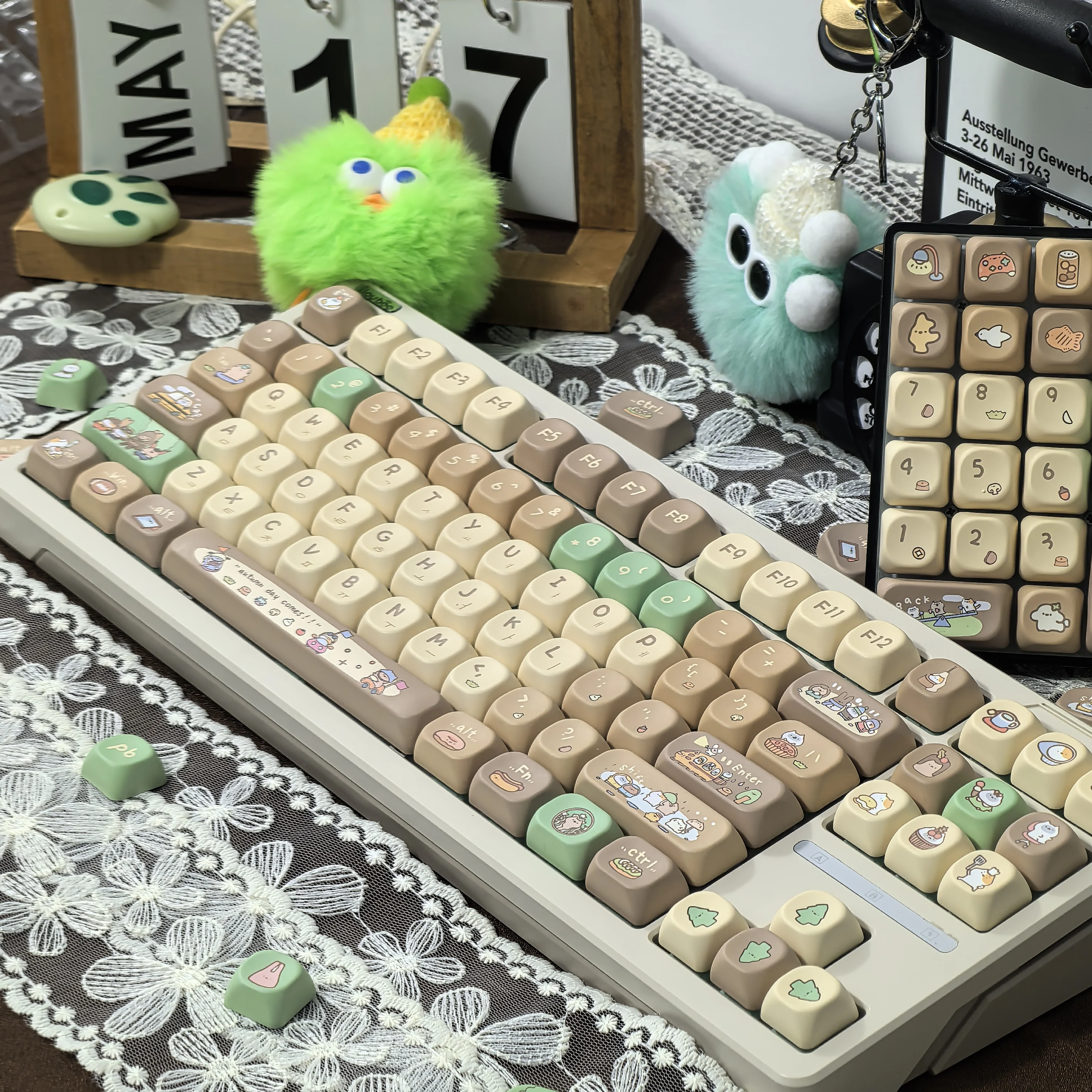 Imagem -05 - Bonito Khaki Pbt Moa Cocoa Bean Milk Tema Keycap 127-key Faça Você Mesmo Teclado Mecânico Redondo Marrom Verde ru Keycap Russo