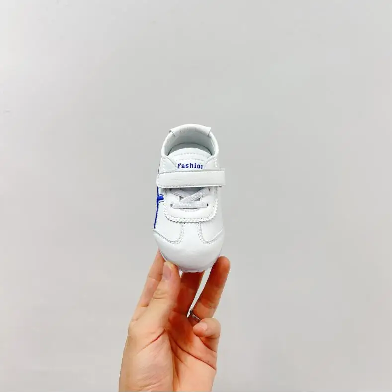 Children\'s Casual Shoes Autumn 2024 New Fashion Baby\'s Simple Soft Soled Running Shoes Korean Baby Walking Shoes 3 Color