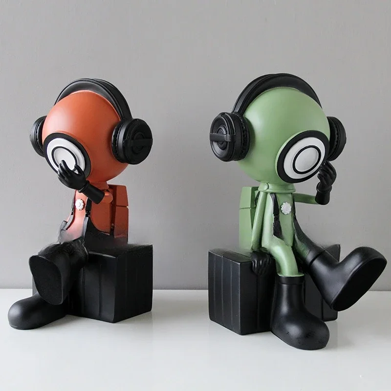 หูฟังการ์ตูนเรียบง่ายทันสมัย ของตกแต่งรูปนักบินอวกาศ เทรนด์ยอดนิยมในอินเทอร์เน็ต ของตกแต่งห้องนั่งเล่น